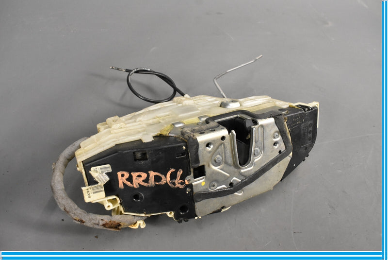 Load image into Gallery viewer, 07-13 Mercedes S550 S600 Rear Right Side Keyless Door Lock Latch Actuator Oem
