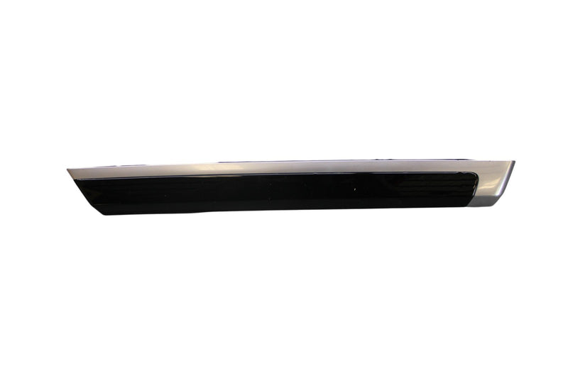 Load image into Gallery viewer, 11-18 Porsche Cayenne 958 Front Right Side Door Panel Molding Trim 7P5867410 Oem
