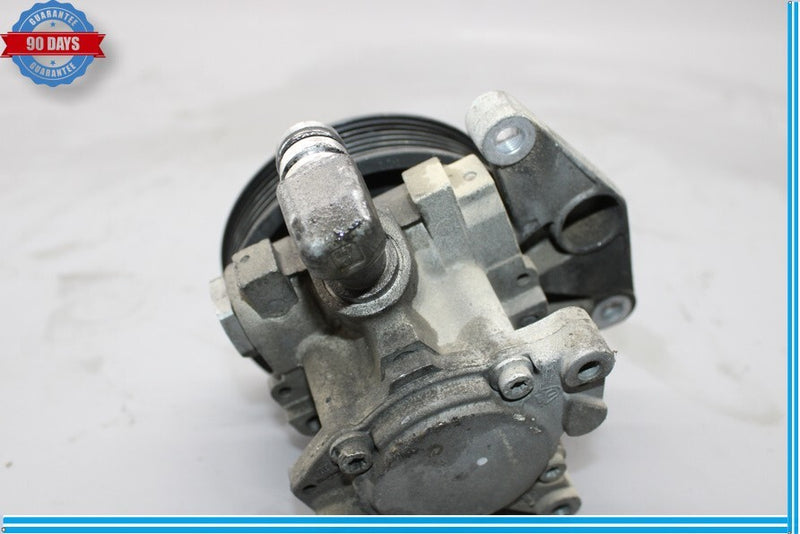 Load image into Gallery viewer, 08-11 Mercedes Benz W204 C250 C300 C350 Power Steering Pump Assembly 0054669 Oem

