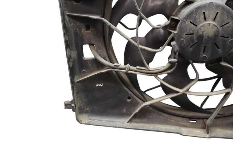 Load image into Gallery viewer, 15-17 Hyundai Genesis G80 Engine Fan Radiator Shroud Motor Assembly Oem
