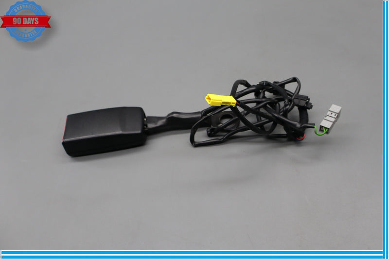 Load image into Gallery viewer, 10-15 Porsche Cayenne Panamera Front Right Passenger Side Seat Belt Buckle Oem
