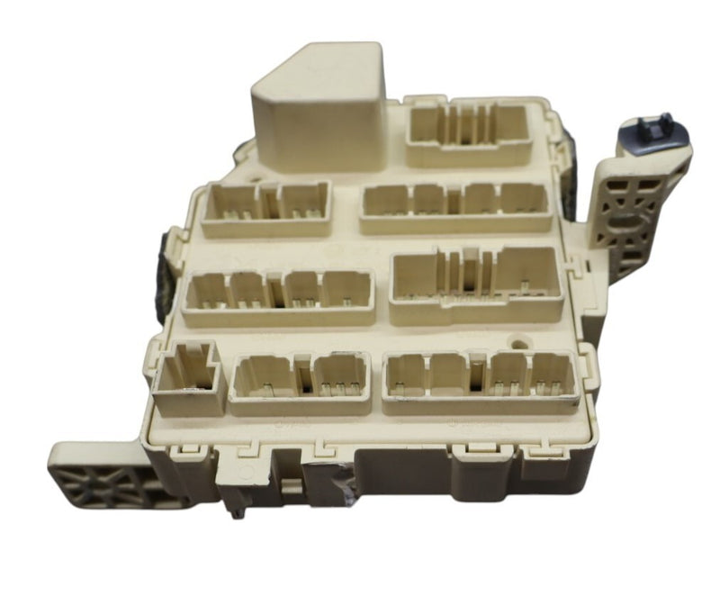 Load image into Gallery viewer, 11-13 Hyundai Equus SIG Left Dash Interior Cabin Fuse Box Relay Junction Oem
