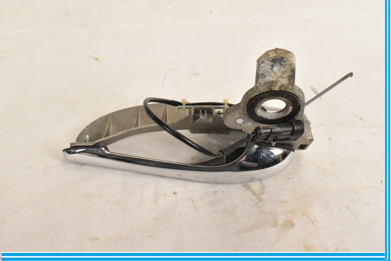Load image into Gallery viewer, 04-08 Maserati Quattroporte Front Right Passenger Exterior Door Handle Oem
