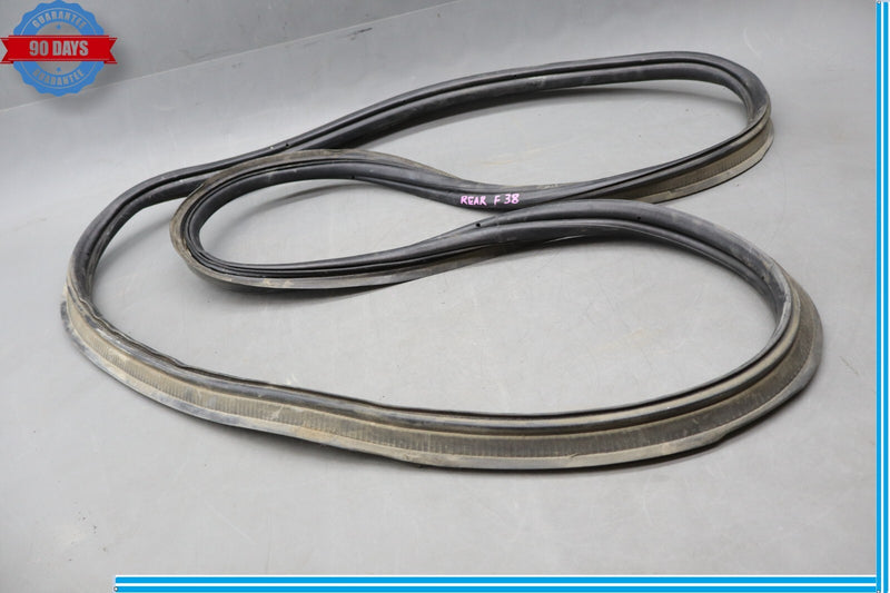 Load image into Gallery viewer, 2012 Fiat 500 Pop Rear Windshield Windscreen Rubber Seal Gasket Oem
