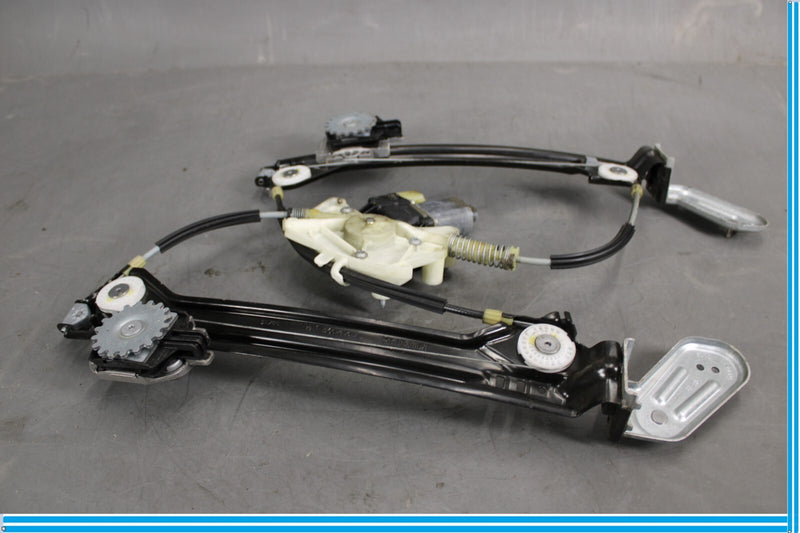Load image into Gallery viewer, 14-17 Maserati Ghibli Rear Right Passenger Side Door Window Regulator Oem
