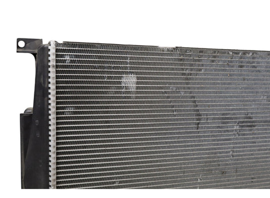 14-21 BMW I01 i3 i3s Engine Water Cooling Radiator Assembly 17117600520 Oem