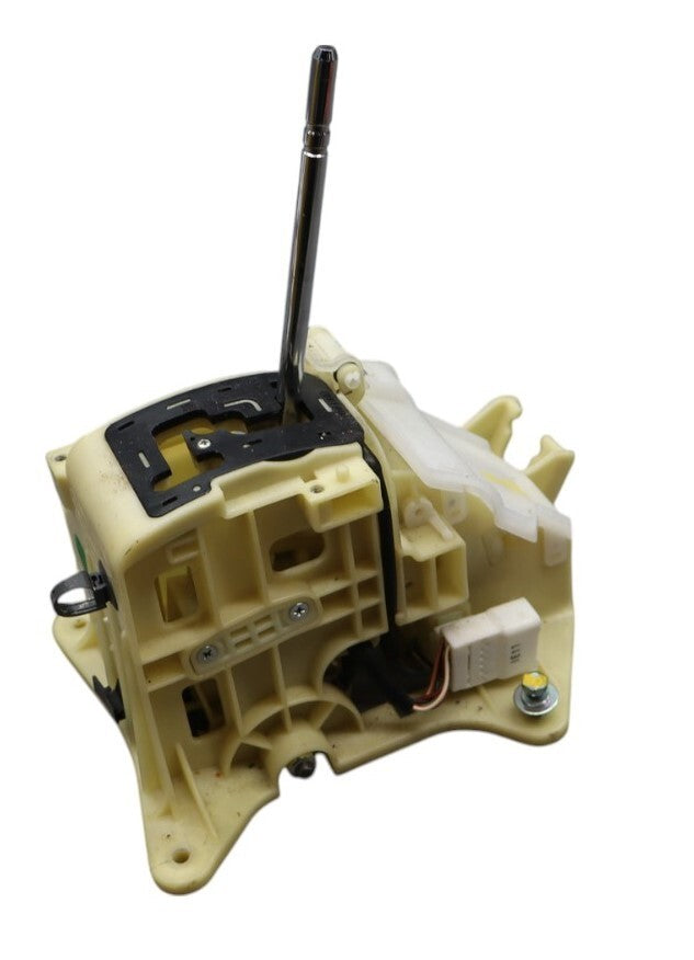 Load image into Gallery viewer, 09-14 Hyundai Equus SIG Auto Gear Shifter Floor Selector Shift knob Lever Oem
