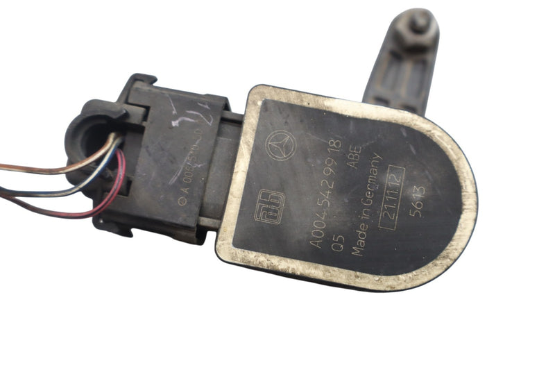 Load image into Gallery viewer, 12-18 Mercedes CLS550 GL450 Suspension Height Level Sensor A0045429918 Oem
