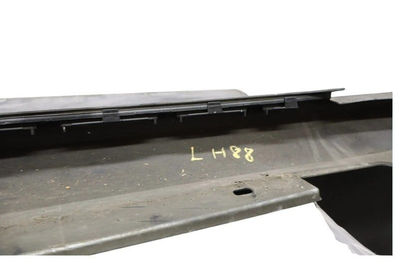 Load image into Gallery viewer, 12-14 Mercedes W218 CLS400 CLS550 Left Side Skirt Rocker Panel Molding OEM
