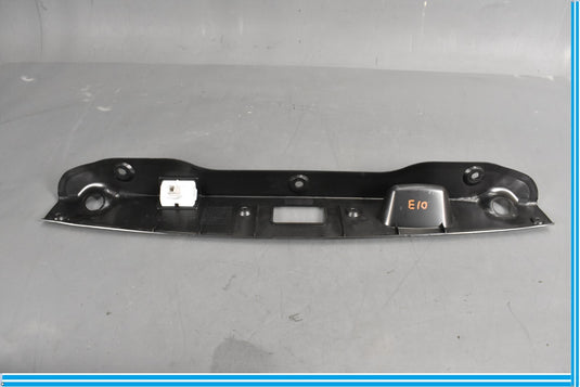 08-14 Mercedes W204 C250 C350 Rear Trunk Tailgate Lid Tailgate Handle Trim Oem
