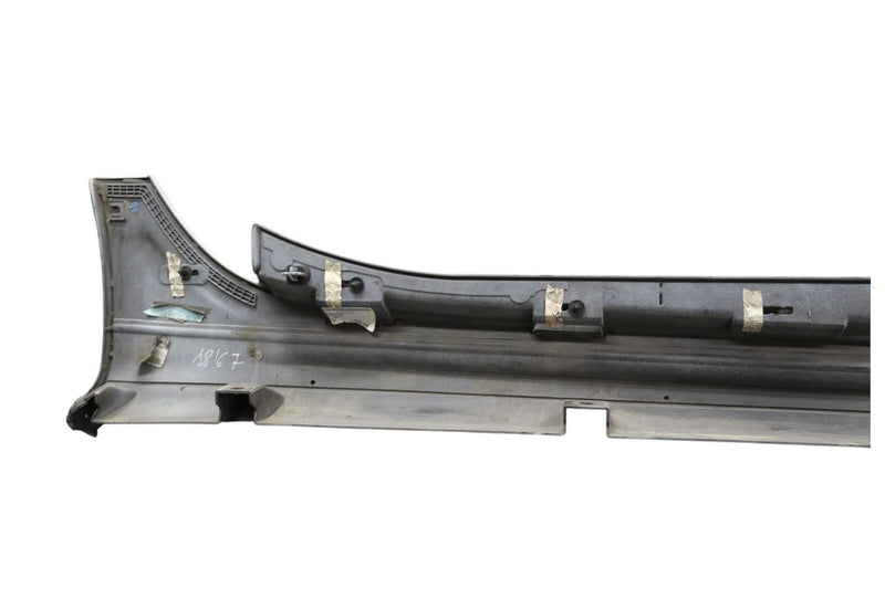 Load image into Gallery viewer, 14-20 Maserati Ghibli Left Driver Side Skirt Rocker Panel Molding 670010789 OEM
