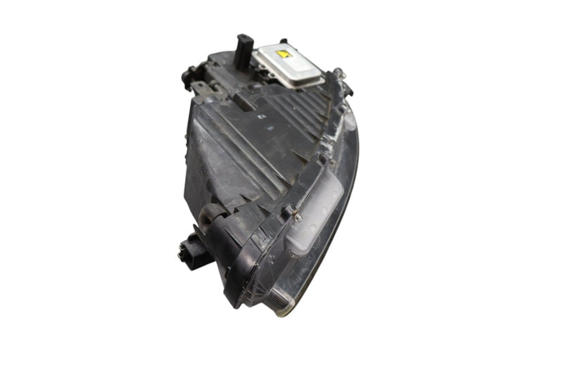 Load image into Gallery viewer, 11-13 Hyundai Equus Right Passenger Side Xenon HID Headlight Lamp 921023N030 Oem
