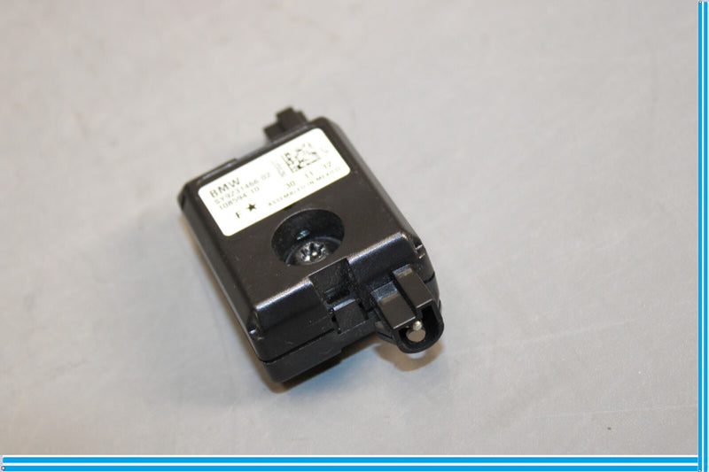 Load image into Gallery viewer, 12-18 BMW 320i 328i F30 Trap Circuit Antenna AMP Amplifier Control Module Oem
