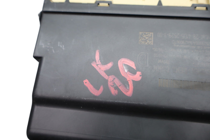 Load image into Gallery viewer, 06-19 Mercedes GL450 ML350 B250e Front Left Door Control Module Unit ECU Oem
