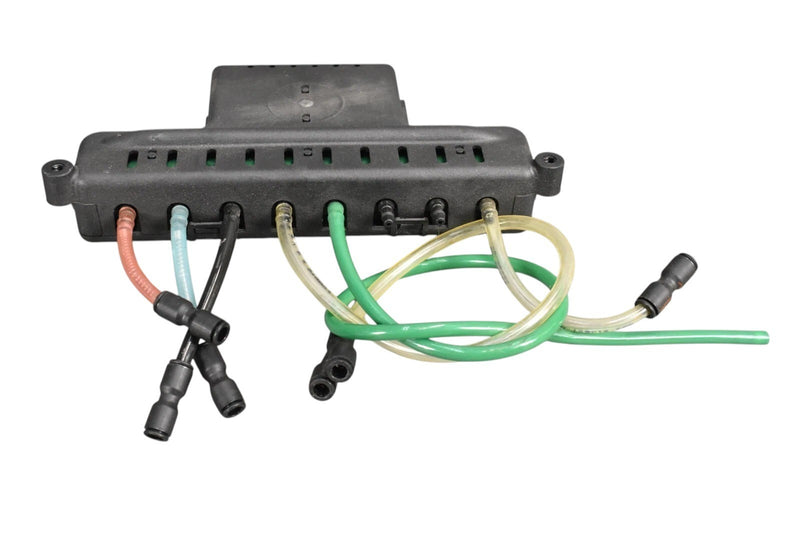 Load image into Gallery viewer, 03-13 Maserati Quattroporte M139 Front Right Side Seat Air Valve Module OEM
