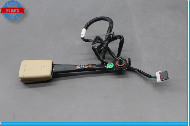 Load image into Gallery viewer, 15-18 Hyundai Genesis Rear Right Passenger Side Seat Belt Seatbelt Buckle Oem
