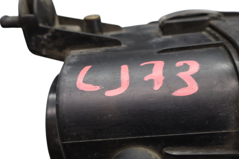 Load image into Gallery viewer, 14-18 Maserati Ghibli Left Driver Side Engine Air Intake Filter 670005844 Oem
