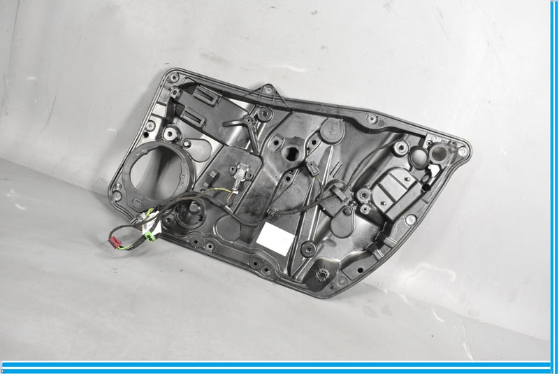 Load image into Gallery viewer, 14-19 Mercedes W117 CLA250 Front Right Passenger Door Carrier Module Oem
