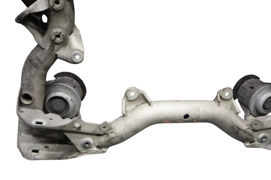 08-17 Mercedes W207 E350 C250 Front Sub Frame Subframe Engine Crossmember Oem