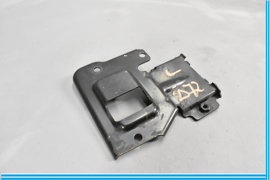 00-06 Mercedes S500 S600 W220 Left Driver Side Radiator mount bracket Holder Oem