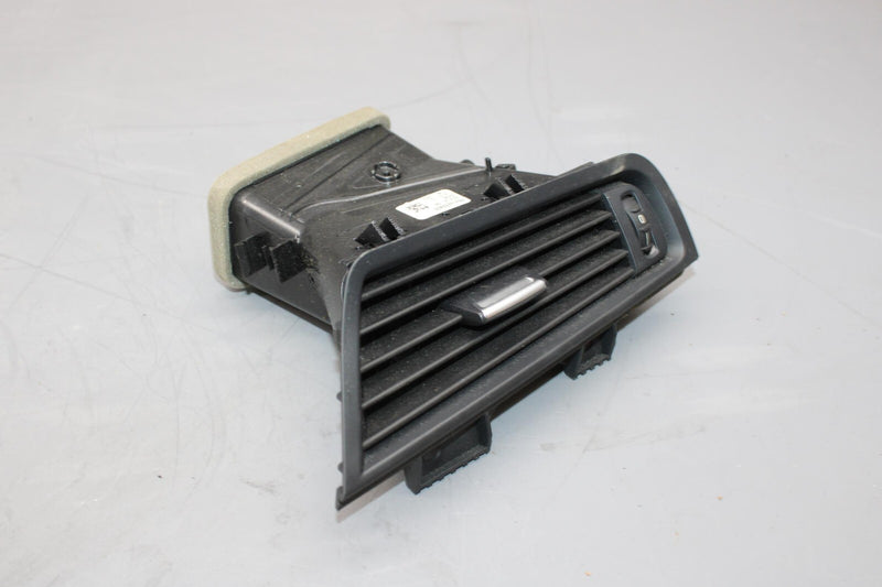 Load image into Gallery viewer, 11-16 BMW 528i 535i 550i Front Right Side Dash HVAC Outer Grille Air Vent Oem
