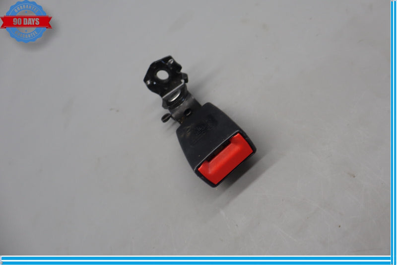 Load image into Gallery viewer, 12-18 Audi A7 A7 Quattro Rear Right Side Seatbelt Buckle Receiver 4G8857739 Oem
