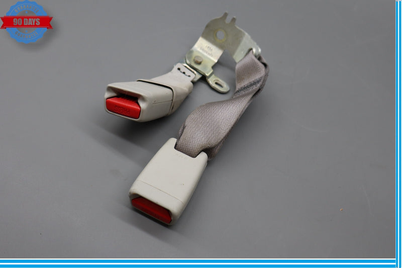 Load image into Gallery viewer, 07-12 Lexus LS460 Rear Right Passenger Center Seat Belt Seatbelt Buckle Oem
