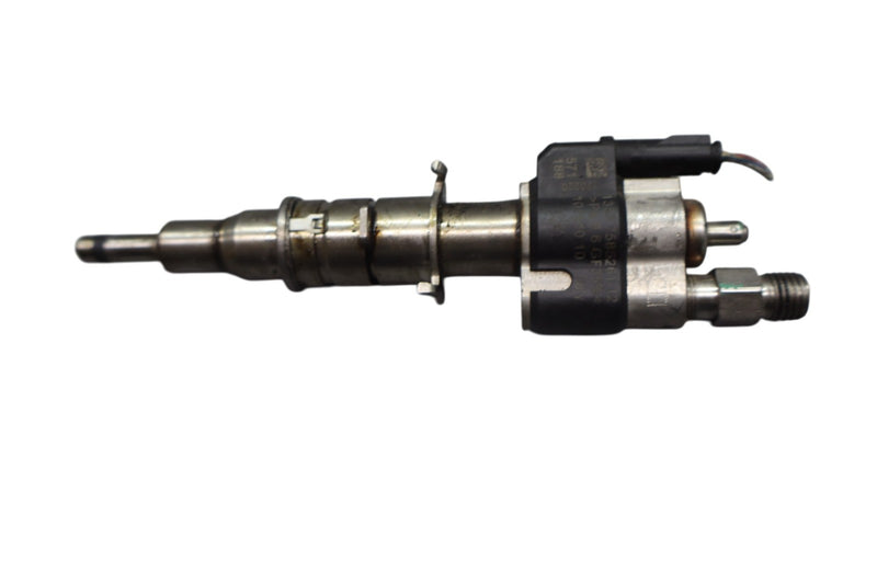 Load image into Gallery viewer, 07-17 BMW 650i 740i 740Li 750i Engine Fuel Injector 13538616079 Oem
