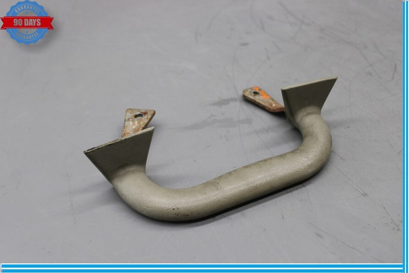 Load image into Gallery viewer, 03-04 HUMMER H2 Right Passenger Side B Pillar Trim Grab Grip Handle 21998341 Oem
