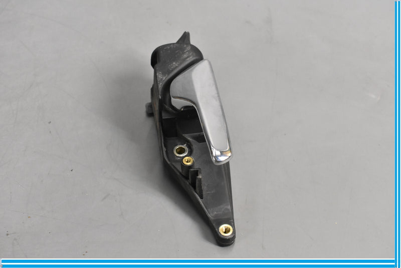 Load image into Gallery viewer, 90-95 Mercedes SL300 SL500 Right Side Interior Door Handle Oem
