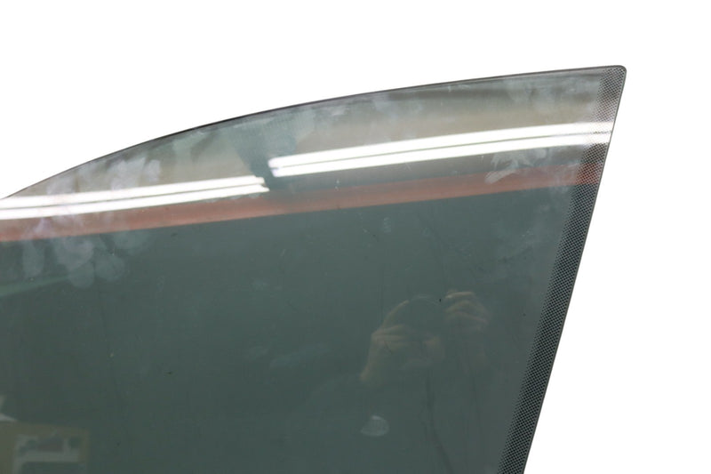 Load image into Gallery viewer, 10-17 BMW 535i GT 550i GT F07 Front Left Driver Side Door Window Glass Oem
