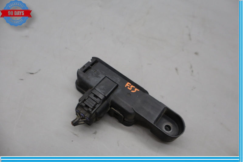 Load image into Gallery viewer, 10-18 Jaguar X351 XJ XJL Smog Emission Control Module Sensor 013650-0010 Oem
