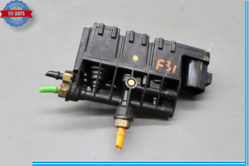 Load image into Gallery viewer, 05-16 Land Rover Range Rover Sport Air Suspension Valve Block Airmatic Oem
