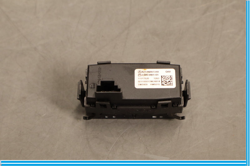 Load image into Gallery viewer, 10-13 Mercedes E500 E350 Center Console Lower Control Panel Right Switch Oem
