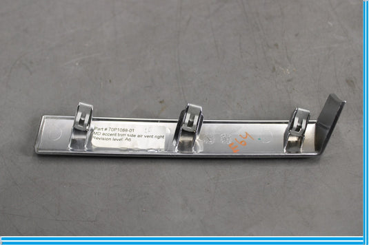 07-13 BMW X5 E70 Front Right Passenger Side Dashboard Air Vent Lower Trim Oem