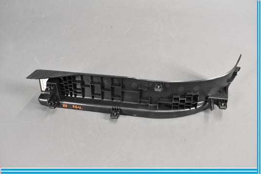 18-20 Jaguar E-Pace Rear Right Side Door Sill Scuff Plate Trim Cover Oem