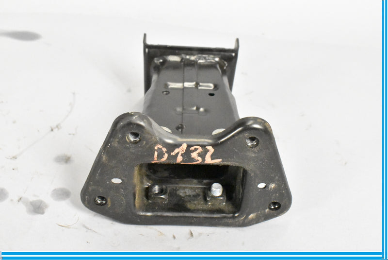 Load image into Gallery viewer, 07-14 Mercedes CL550 CL600 W216 Front Left Bumper Reinforcement Bracket Oem
