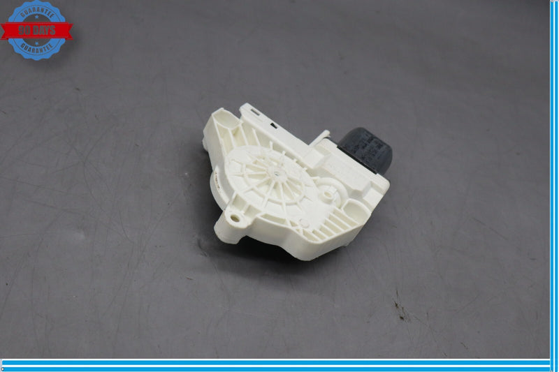 Load image into Gallery viewer, 11-18 Porsche Cayenne 958 Rear Right Side Door Window Regulator Motor Unit Oem
