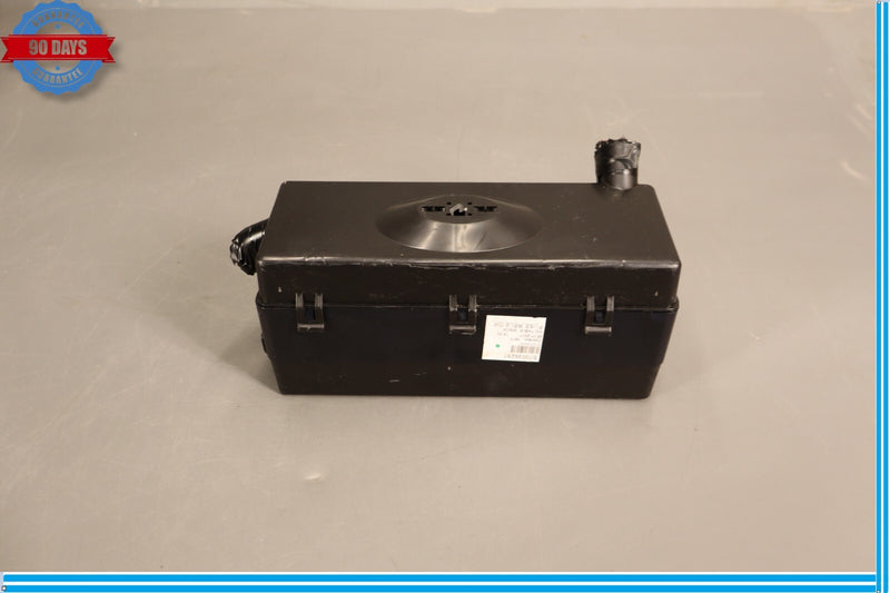 Load image into Gallery viewer, 14-20 Maserati Ghibli Engine Fuse Box Relay Block 670036281 Oem
