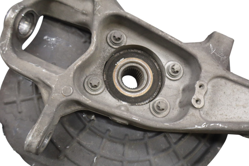 Load image into Gallery viewer, 14-18 Maserati Ghibli M157 Front Right Passenger Side Spindle Knuckle Hub Oem
