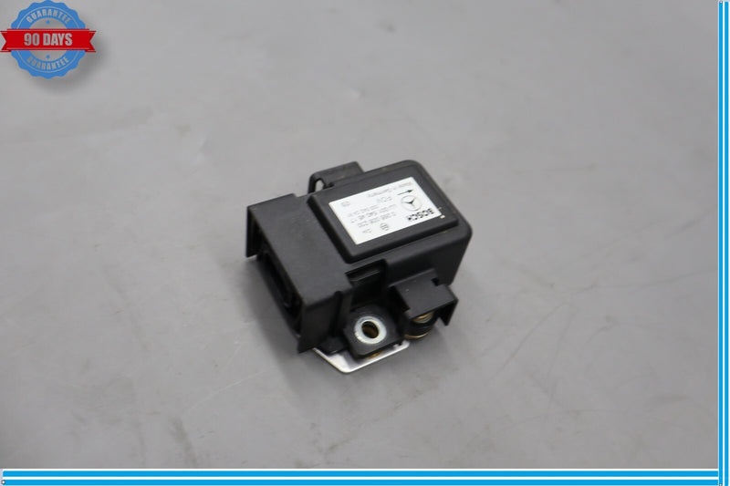 Load image into Gallery viewer, 98-03 Mercedes W210 E430 E320 Yaw Acceleration Rate Sensor 0015404517 Oem
