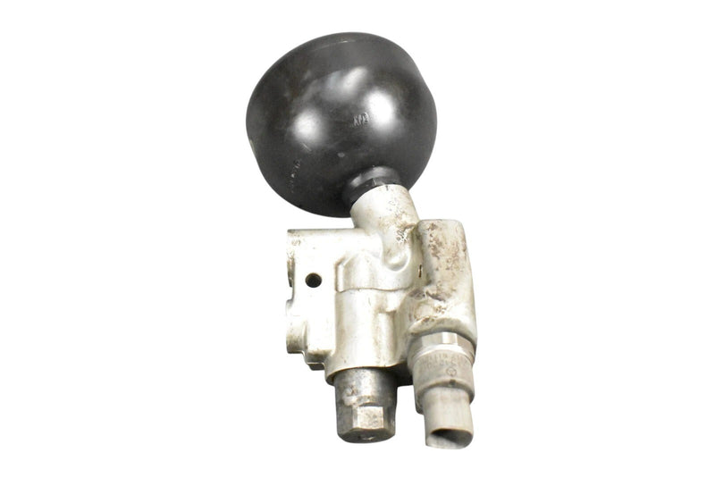 Load image into Gallery viewer, 00-06 Mercedes CL500 S55 Pressure Relief Valve ABC Hydraulic Suspension Oem
