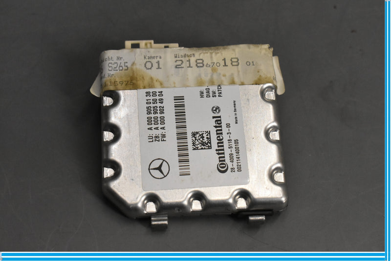 Load image into Gallery viewer, 12-18 Mercedes CLS550 W218 Windshield Lane Assist Camera Oem
