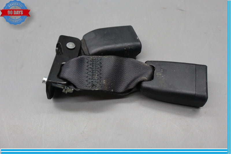 Load image into Gallery viewer, 15-17 Hyundai Genesis Rear Center Right Side Seat Belt Seatbelt Buckle Oem
