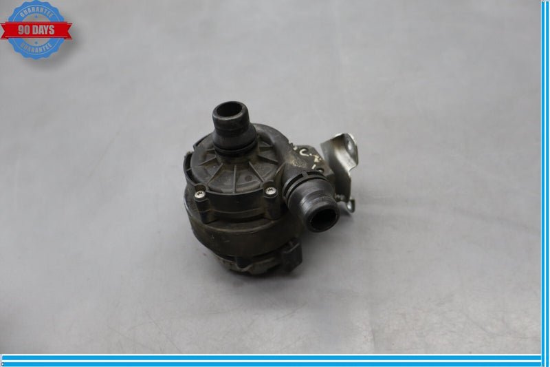 Load image into Gallery viewer, 14-16 BMW i3 i3s Electric Auxiliary Coolant Pump Auxiliary Water Pump Oem
