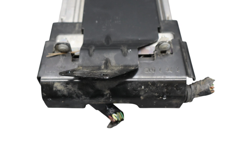 Load image into Gallery viewer, 11-17 Volkswagen Touareg Engine Computer Control Module Unit ECM BCM Oem
