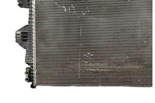 11-17 Volkswagen VW Touareg Engine Water Cooling Radiator 95810613210 OEM