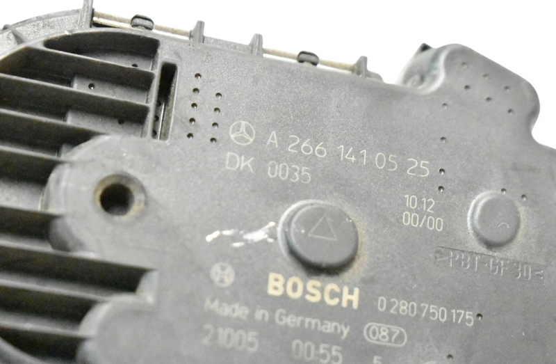 Load image into Gallery viewer, 12-15 Mercedes W204 C250 SLK250 1.8L Engine Throttle Body Valve 2661410525 Oem
