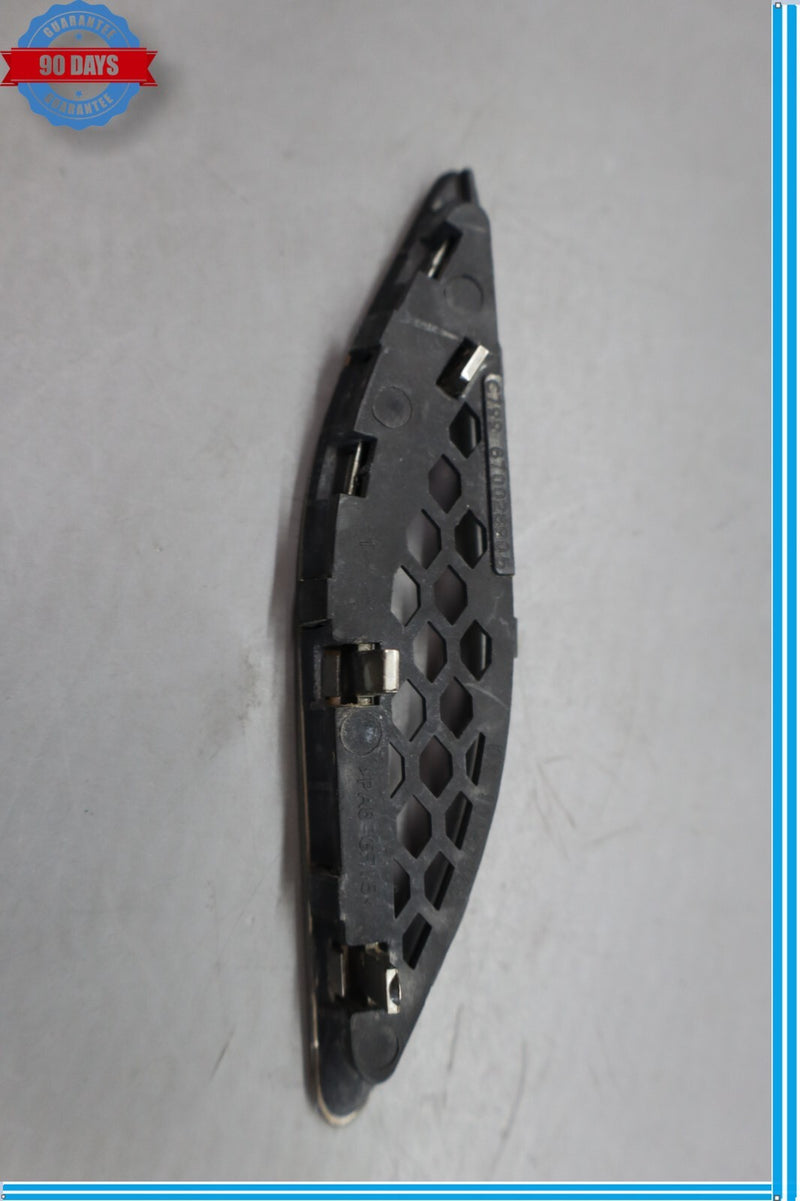 Load image into Gallery viewer, 14-21 Maserati Ghibli M157 Right Or Left Side Fender Grill Grille Molding Oem
