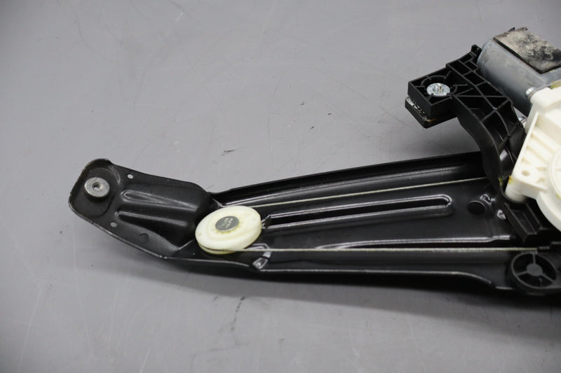 Load image into Gallery viewer, 11-16 BMW 528i 535i 550i F10 Rear Right Side Window Motor Regulator Oem
